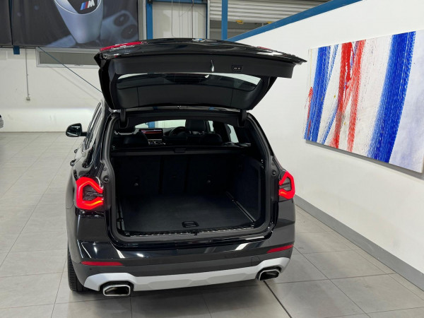 2022 BMW X3 G01 LCI xDrive30i SUV image 10