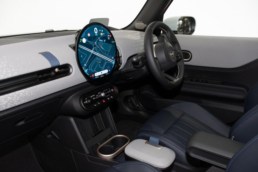 2026 MINI Cooper F65 C Favoured Hatch
