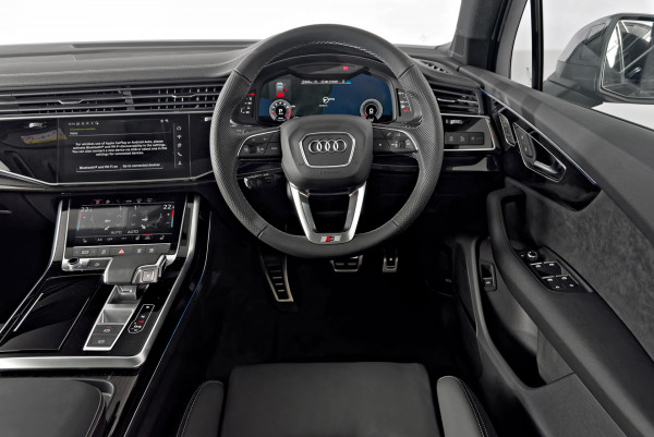 2026 Audi Q7 4M TFSI 250kW S line SUV image 3