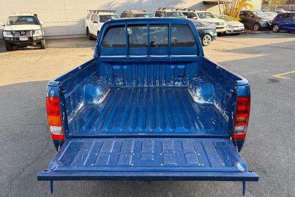 2009 MY10 Toyota HiLux TGN16R WorkMate Ute Image 15