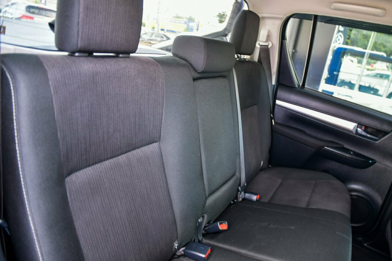 2017 Toyota Hilux GUN126R SR5 Double Cab Ute Image 8