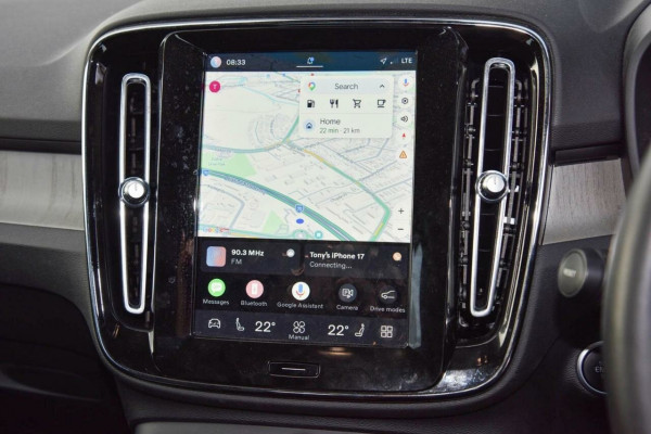 2022 MY23 Volvo XC40 XZ Plus B4 SUV Image 11