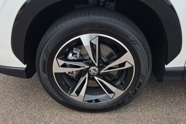2025 MG HS Vibe SUV Image 5