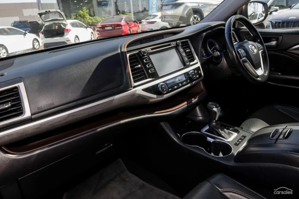2018 Toyota Kluger GSU50R Grande SUV Image 8