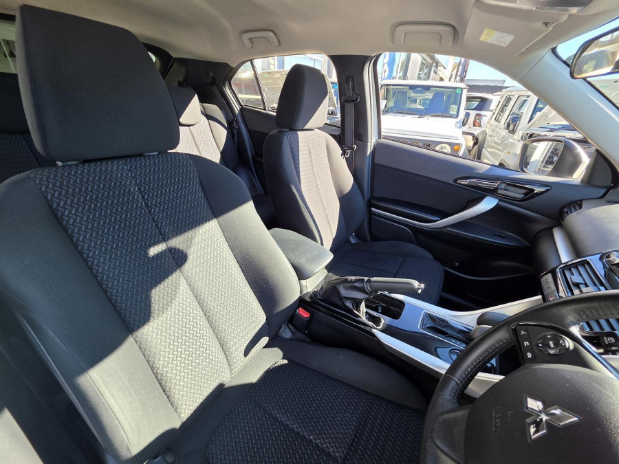 2023 MY22 Mitsubishi Eclipse Cross YB ES SUV Image 12