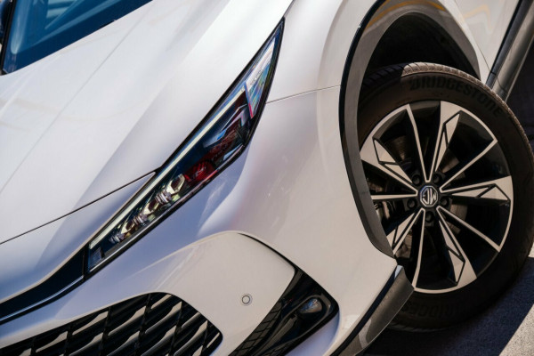 2025 MG HS AS33H Essence Hybrid+ SUV Image 6