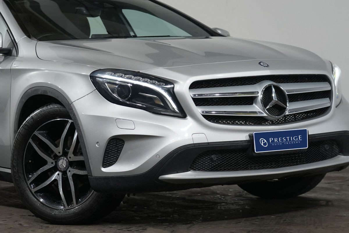 2017 Mercedes-Benz GLA-Class 180 SUV
