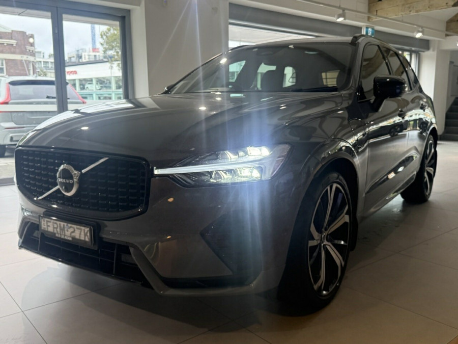 2022 Volvo XC60 UZ Recharge Plug-In Hybrid SUV Image 13