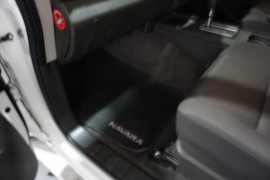 2010 Nissan Navara D40 Turbo RX Utility crew cab