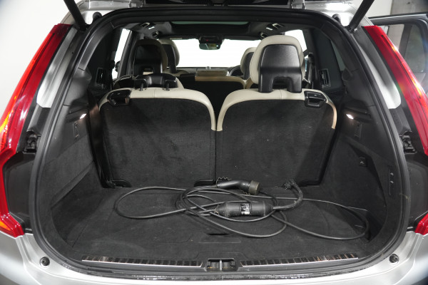 2021 Volvo XC90 L Series T8 Recharge SUV Image 35