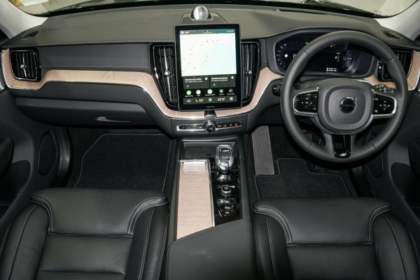 2026 Volvo XC60 UZ Ultra T8 Plug-in Hybrid Dark SUV Image 5