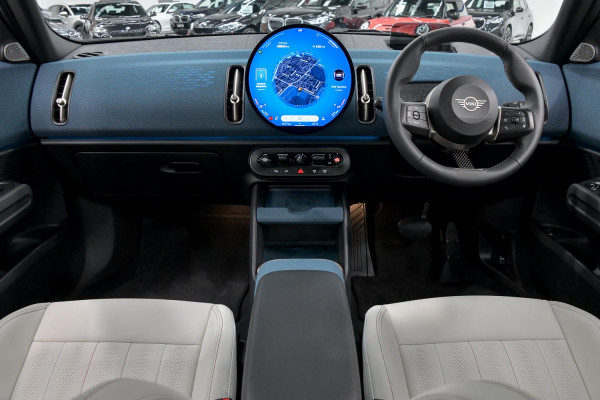 2024 MY25 MINI Countryman U25 SE Favoured SUV image 4