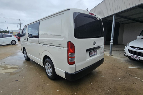 2018 Toyota Hiace KDH201R  Van Image 5