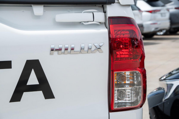 2023 Toyota HiLux GUN126R SR Cab Chassis Image 22