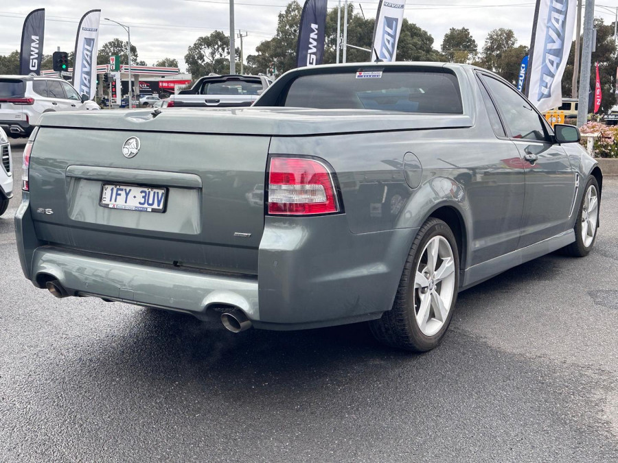 2015 Holden Ute VF SV6 Ute Image 8