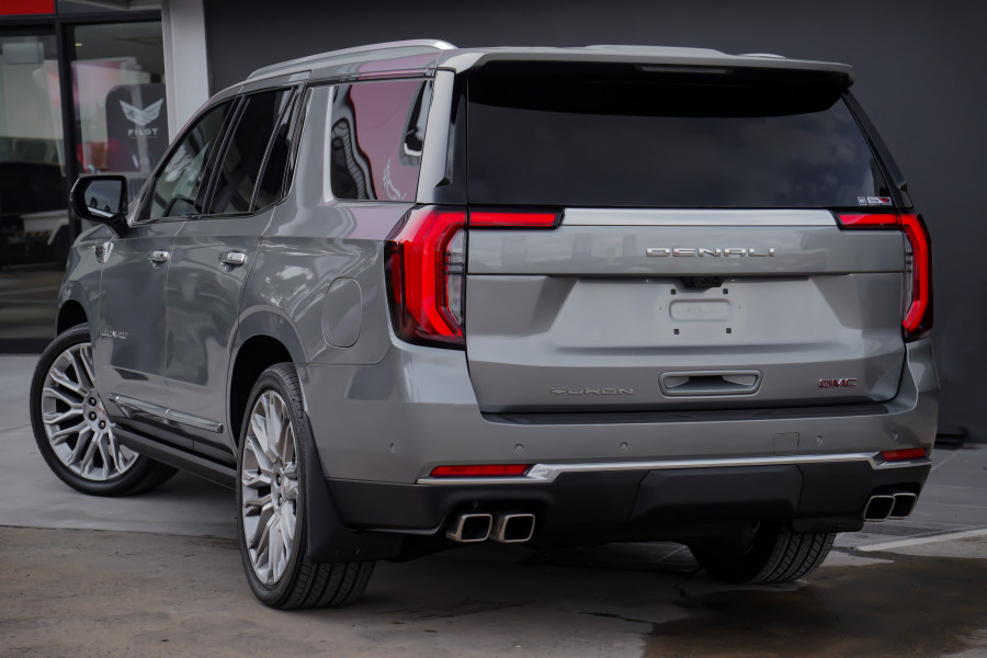 2025 GMC Yukon  Denali Wagon Image 7