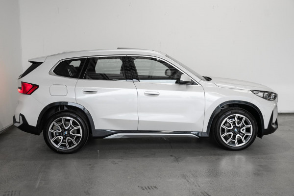 2026 BMW X1 U11 sDrive18i SUV image 3