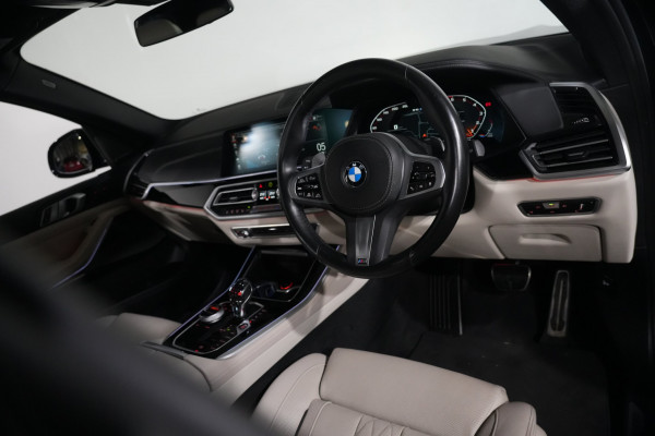2022 BMW X5 M50i SUV