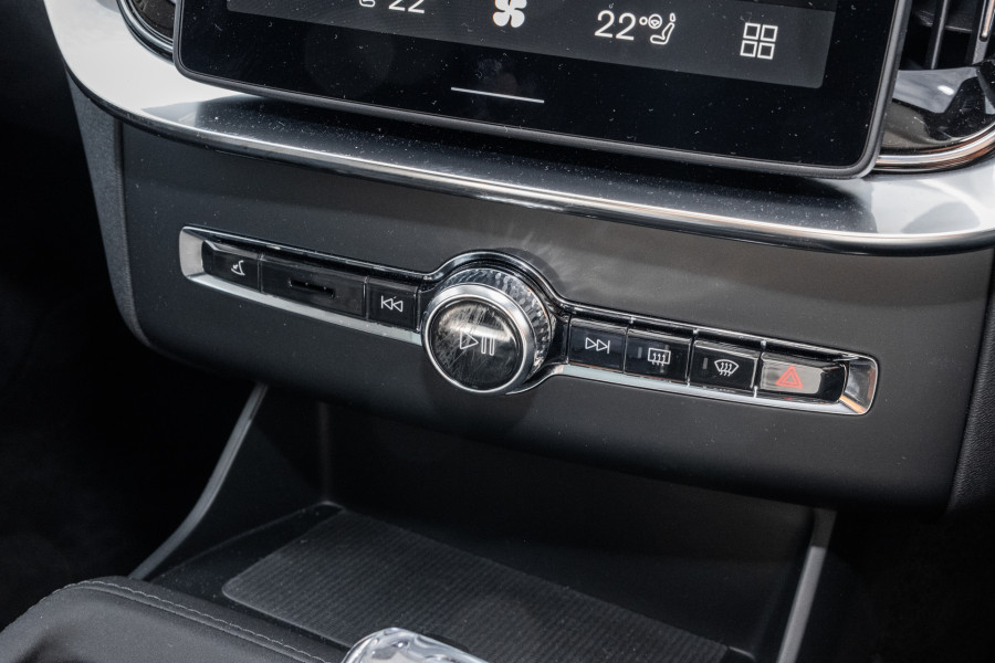 2026 Volvo XC90 L Series Plus B5 Bright SUV