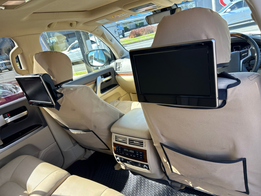 2016 Toyota LandCruiser VDJ200R Sahara SUV Image 36