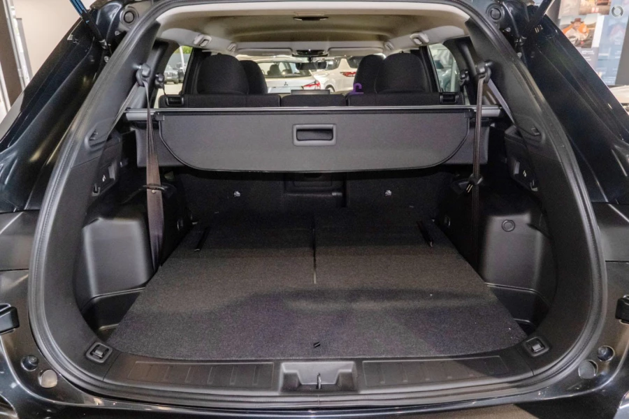 2025 Mitsubishi Outlander ZM LS SUV Image 10