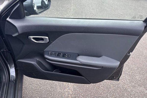 2025 MY26 Kia K4 CL4m S Hatch Image 9