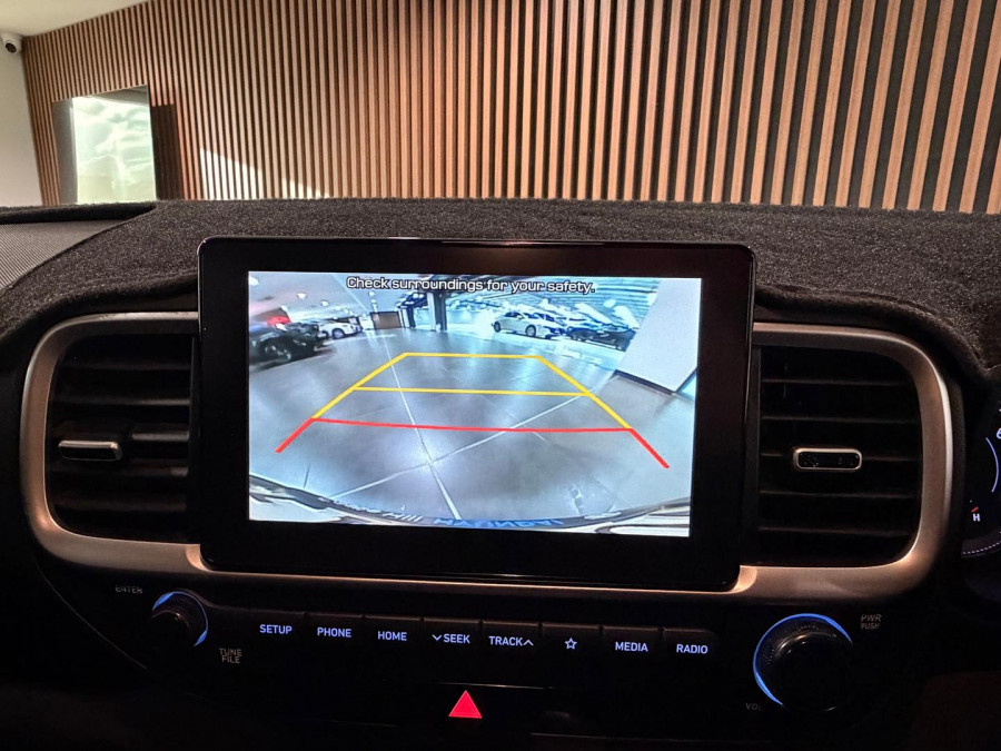2020 Hyundai Venue QX Active SUV Image 17