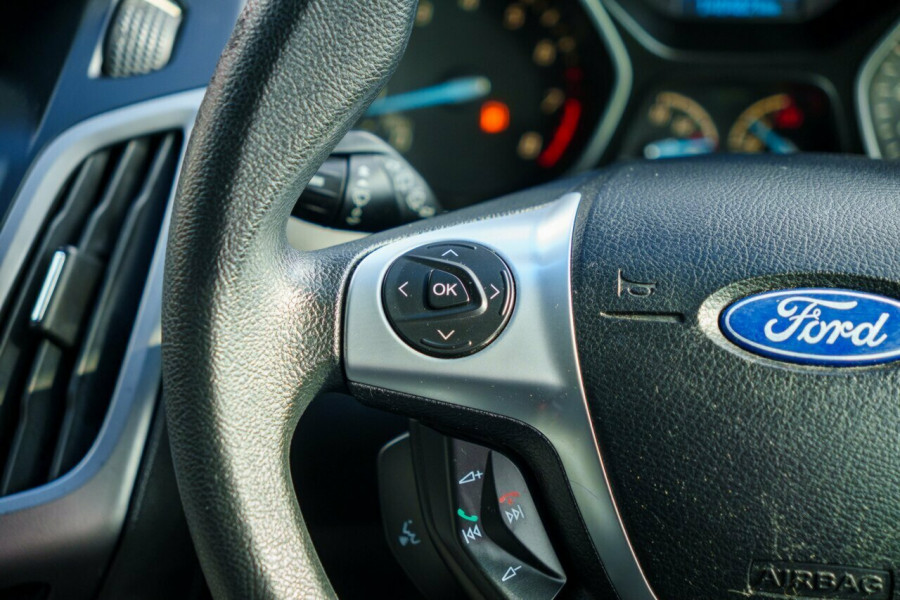 2013 Ford Focus LW MkII Sport Hatch Image 10
