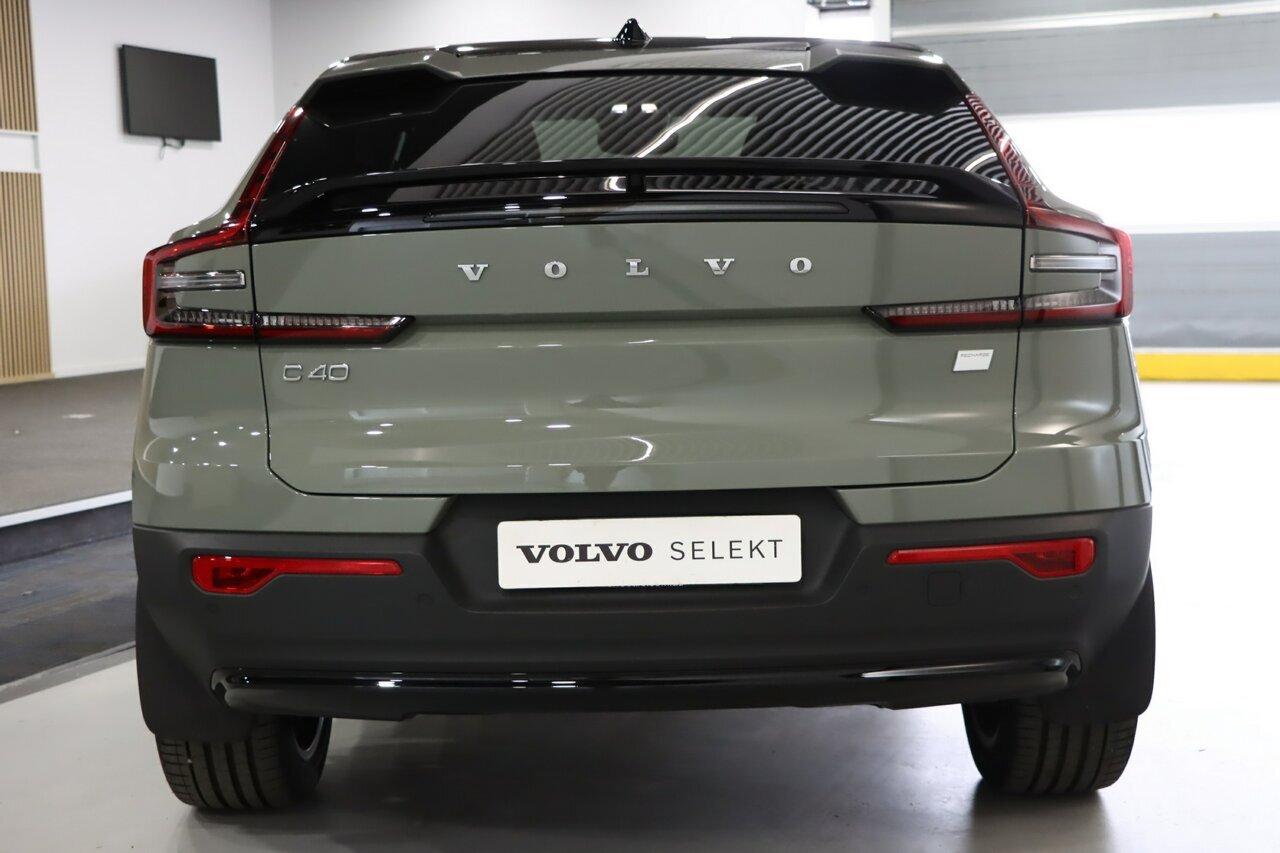 2023 Volvo C40  Recharge SUV Image 14