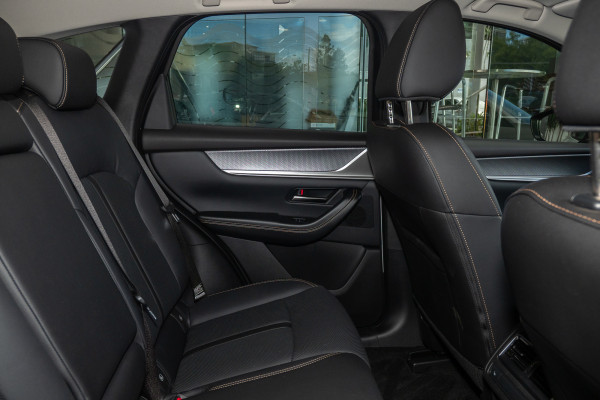 2025 Mazda CX-60 KH Series P50e GT SUV Image 9