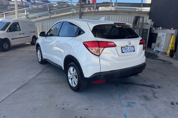 2017 Honda HR-V VTi SUV