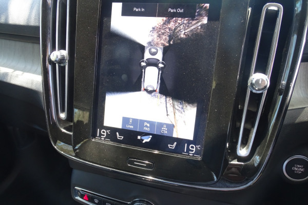 2018 MY19 Volvo XC40 XZ T4 Inscription SUV Image 19