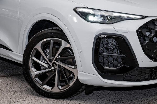2025 Audi Q5 GU TFSI 150kW SUV image 6