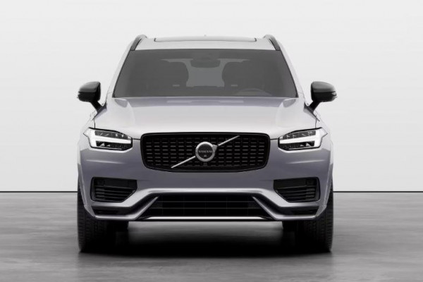 2023 MY24 Volvo XC90  Recharge Ultimate T8 Plug-In Hybrid SUV Image 6