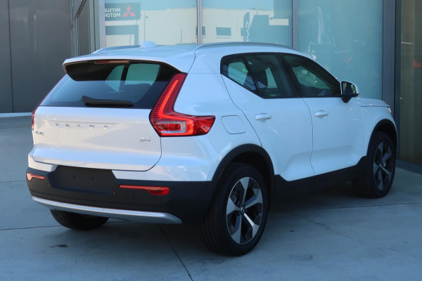 2025 MY26 Volvo XC40 XZ Plus B4 SUV Image 6