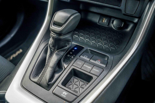 2024 Toyota RAV4 AXAH52R GX SUV Image 15