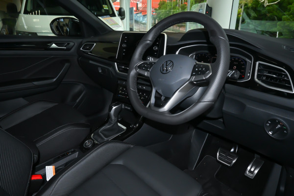 2025 Volkswagen T-Roc D11 140TSI R-Line SUV Image 7