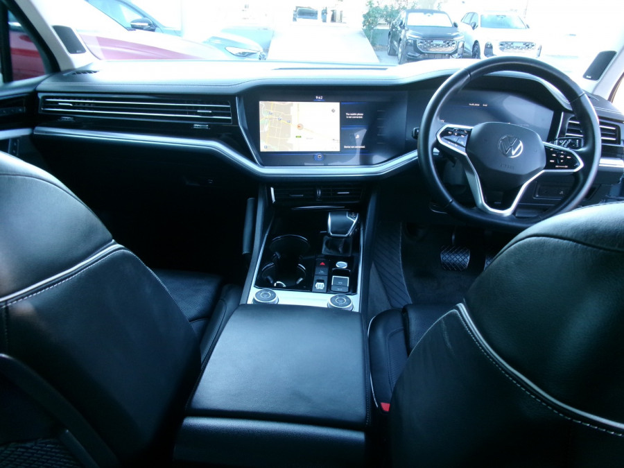 2023 Volkswagen Touareg CR 210TDI Elegance SUV Image 14