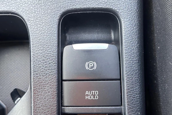 2024 Kia Cerato BD S Hatch Image 25