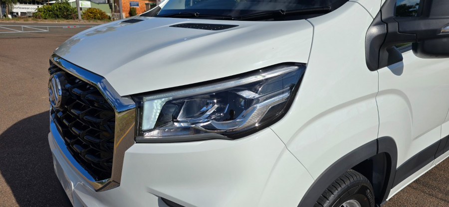 2025 LDV Deliver 9  High Roof LWB Van Image 7