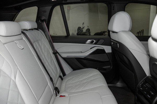 2025 BMW X5 G05 LCI xDrive40i M Sport SUV image 9