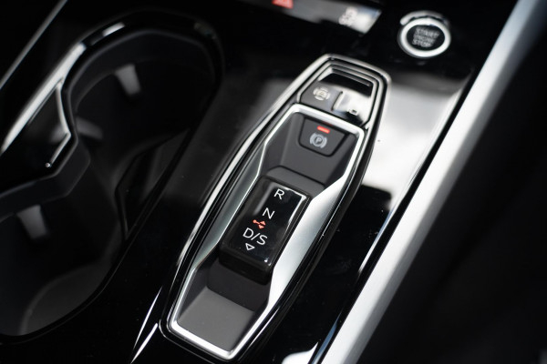 2025 Audi A5 B10 TFSI 150kW S line Sedan image 13