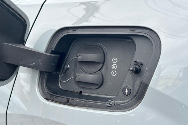2024 MY25 Volvo EX30  Twin Motor Performance Ultra SUV Image 19