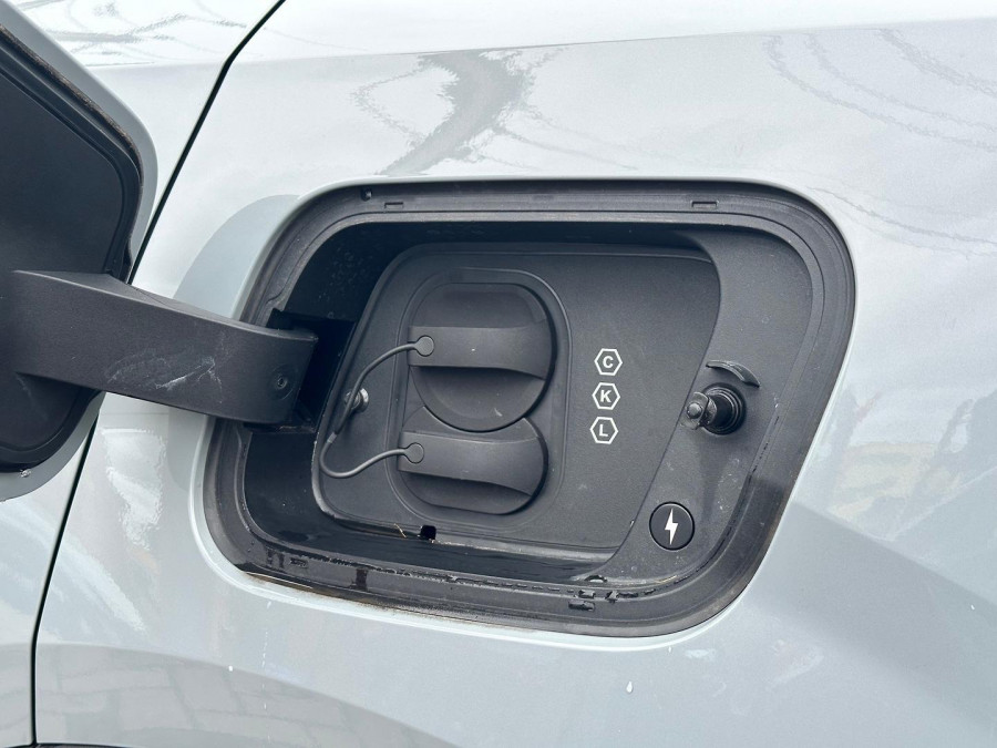 2024 MY25 Volvo EX30  Twin Motor Performance Ultra SUV Image 19