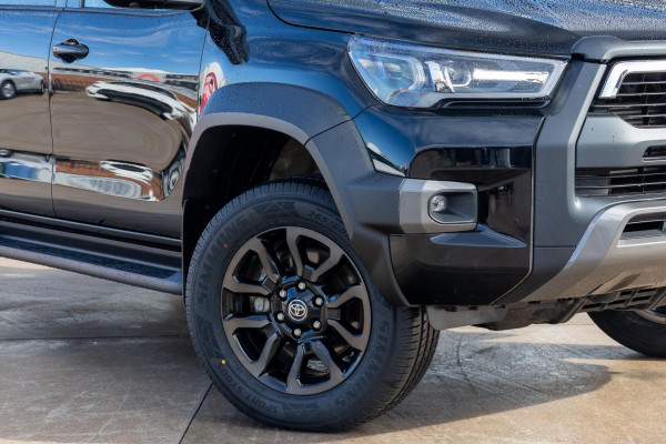 2025 Toyota HiLux GUN126R Rogue 48V Ute Image 6