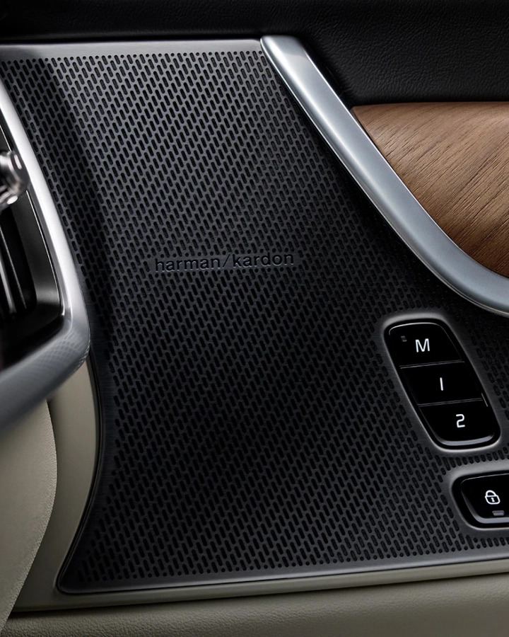 Harman Kardon Premium Sound system