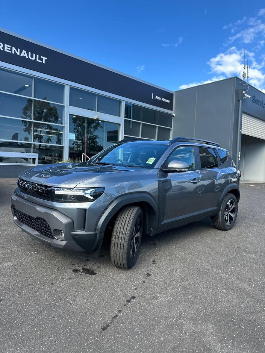 2025 Renault Duster X1311 Techno  SUV Image 3