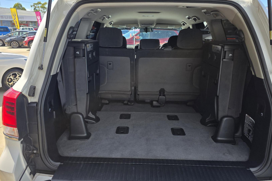 2015 MY14 Toyota LandCruiser VDJ200R GXL SUV Image 13