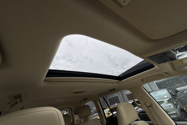 2017 Toyota LandCruiser VDJ200R Sahara SUV Image 41