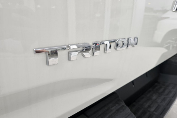 2026 Mitsubishi Triton MV GLX Ute Image 3